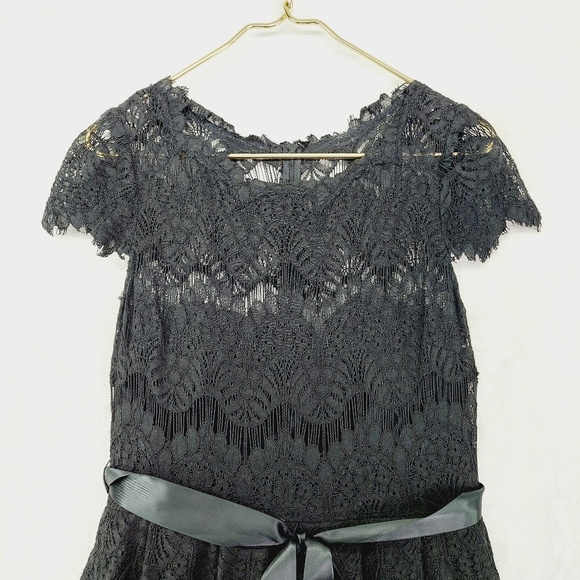 Xscape by Joanna Chen Black Lace A-Line Mini Dress P6981 - Picture 3 of 8